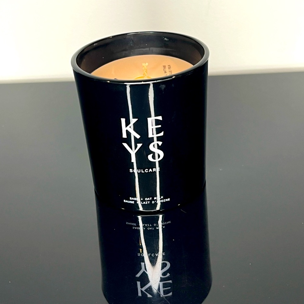 BRAND NEW-KEYS Soulcare candle
